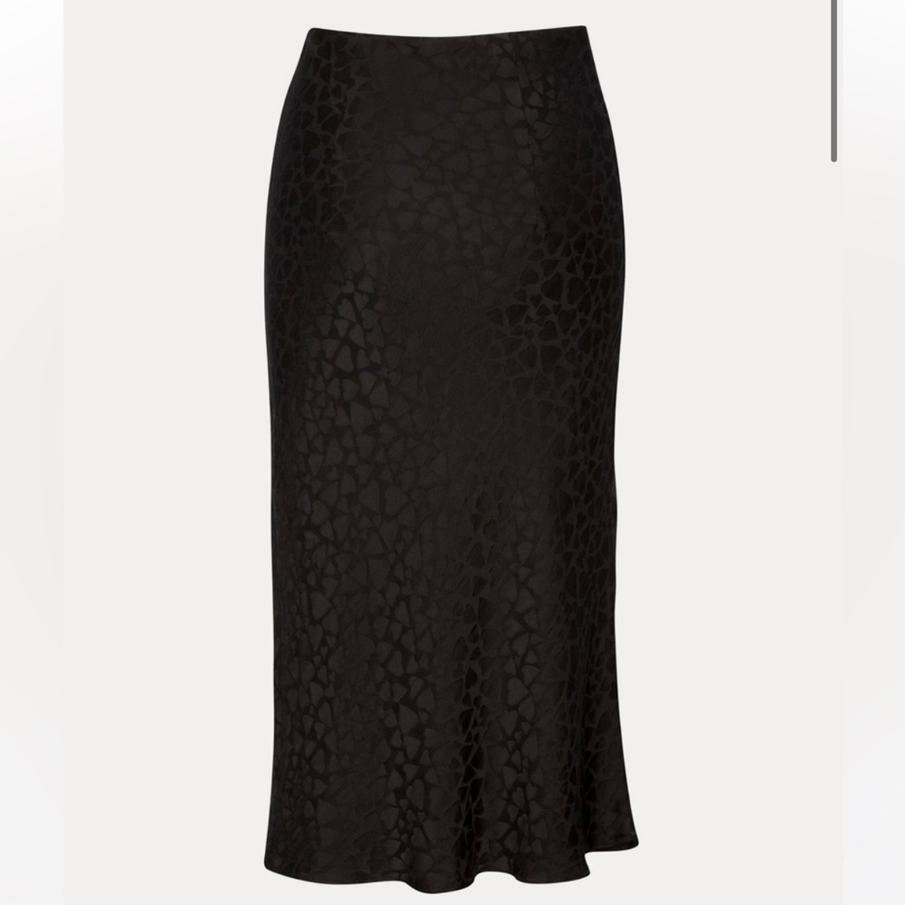Réalisation par Naomi skirt